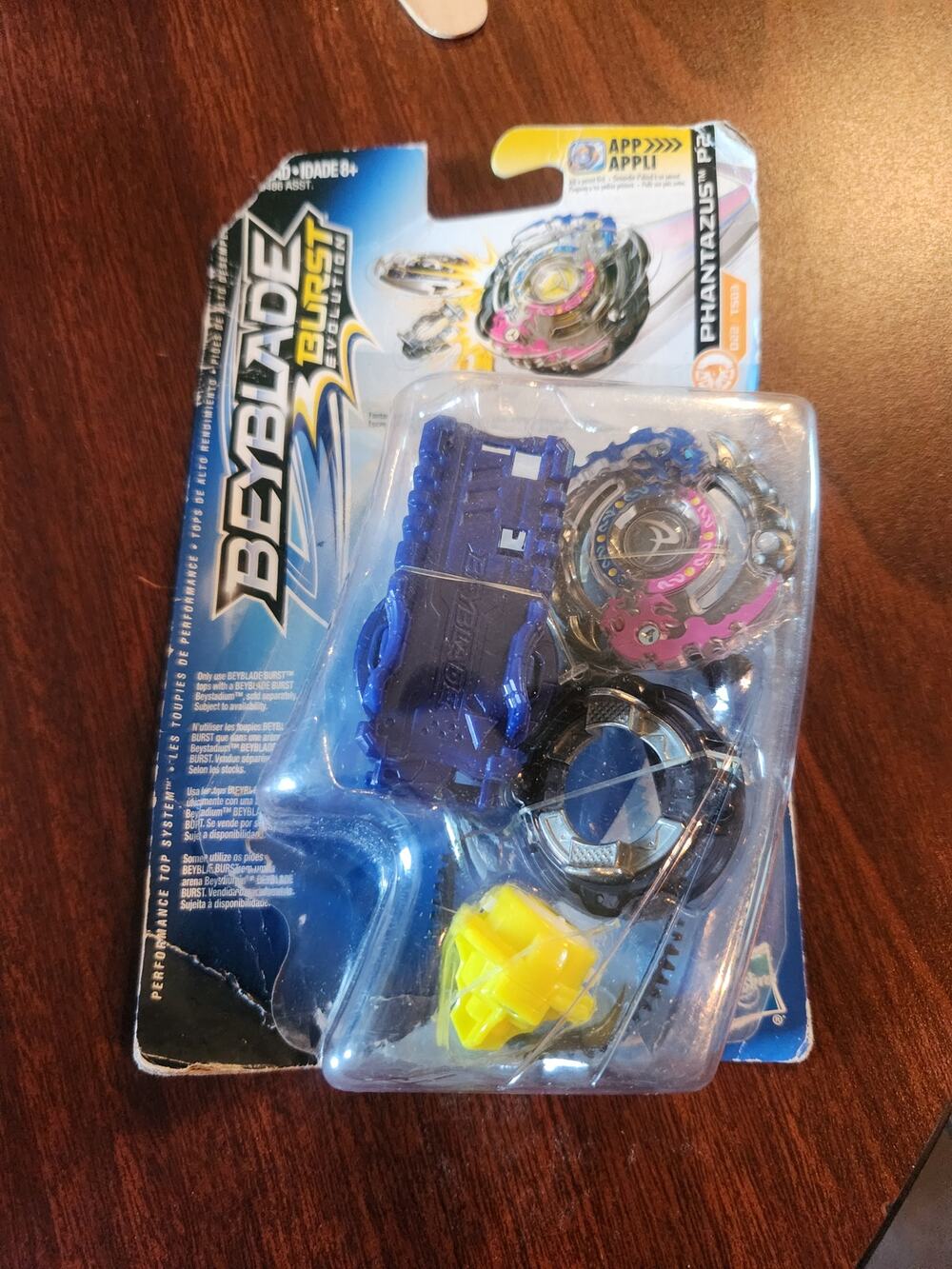 Beyblade Burst Evolution Phantazus P2 Top New Sealed